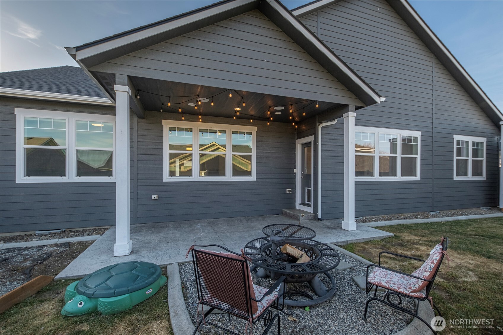 1743 Brambling Brae Lane Property Photo 9