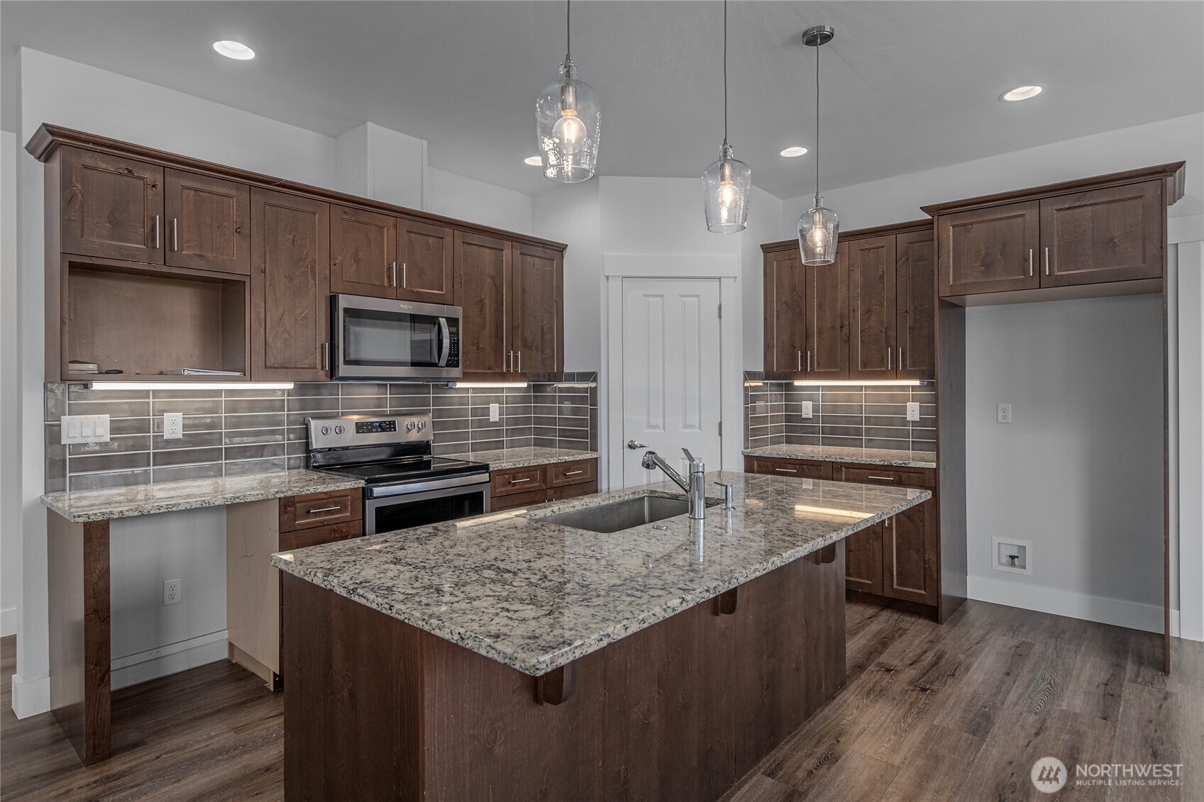 1743 Brambling Brae Lane Property Photo 16