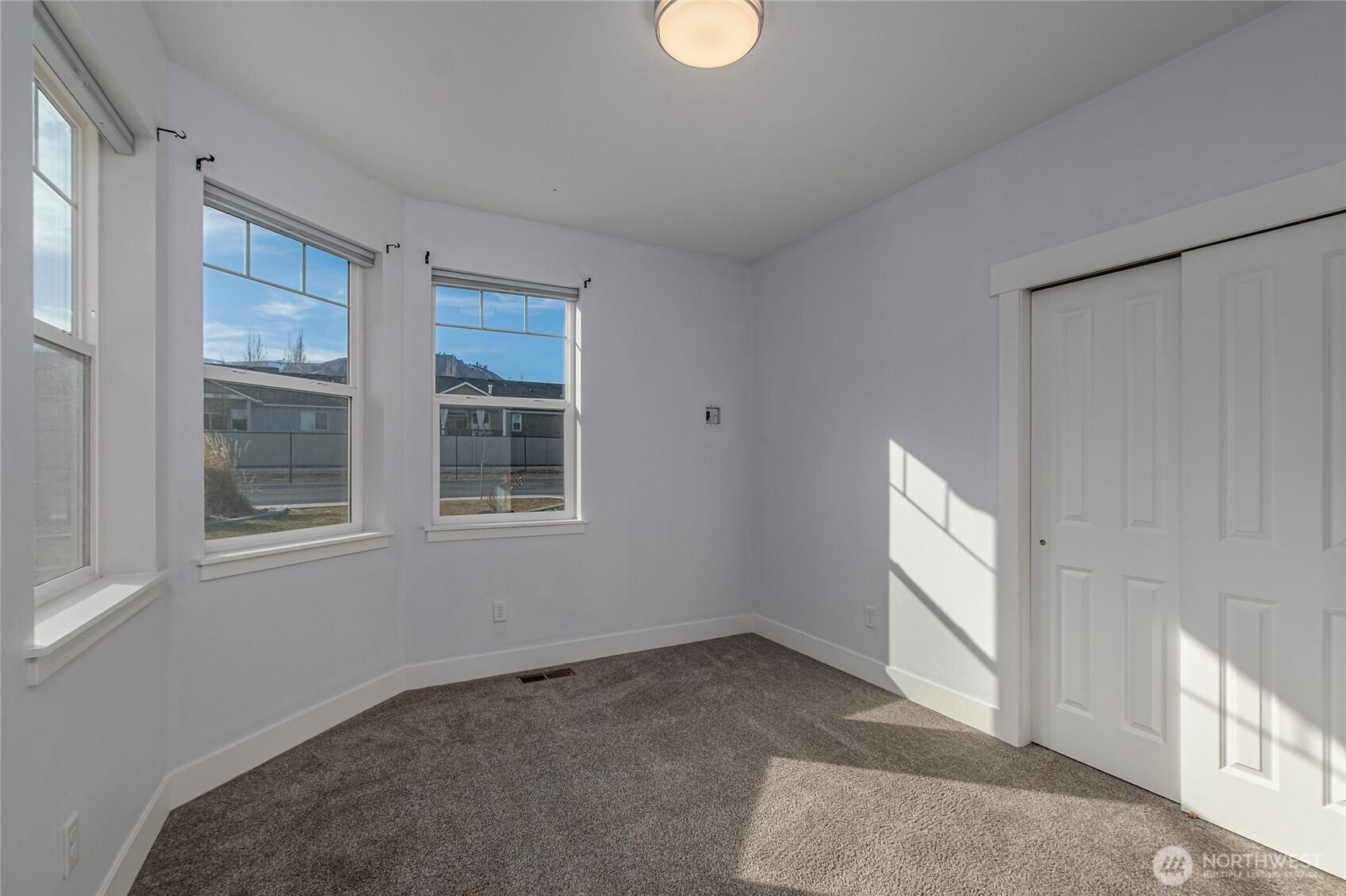 1743 Brambling Brae Lane Property Photo 22