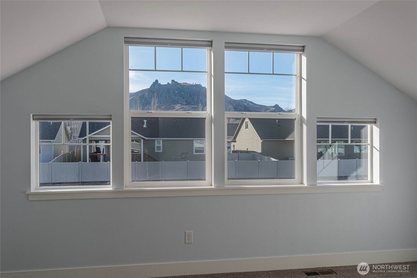 1743 Brambling Brae Lane Property Photo 30