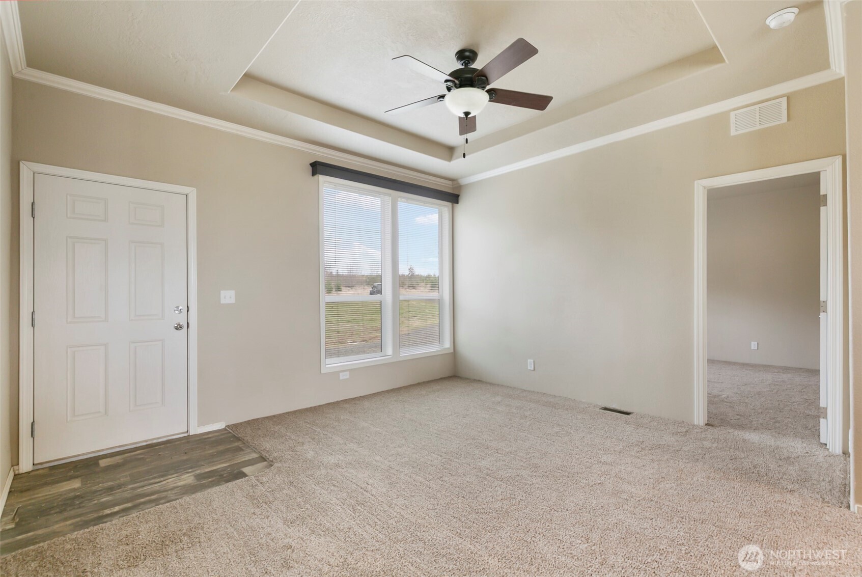 142 Maplecreek Lane Property Photo 10