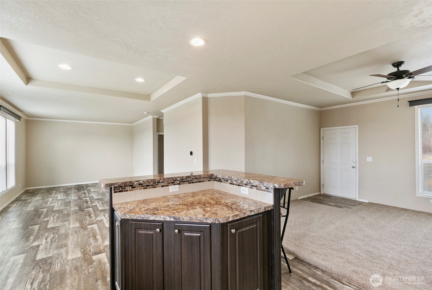 142 Maplecreek Lane Property Photo 19