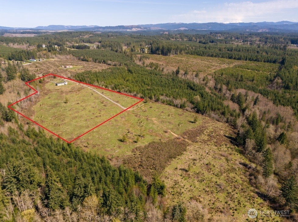 142 Maplecreek Lane Property Photo 39