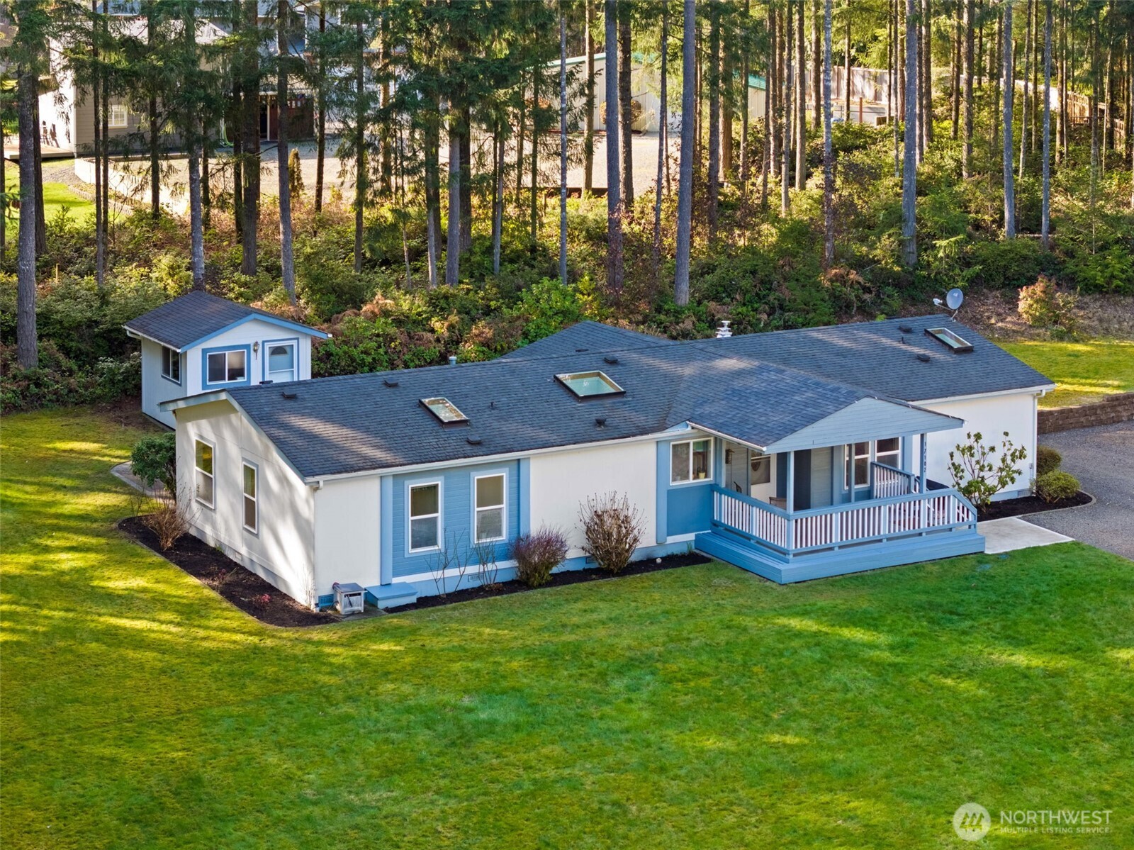 17102 141st Street Property Photo