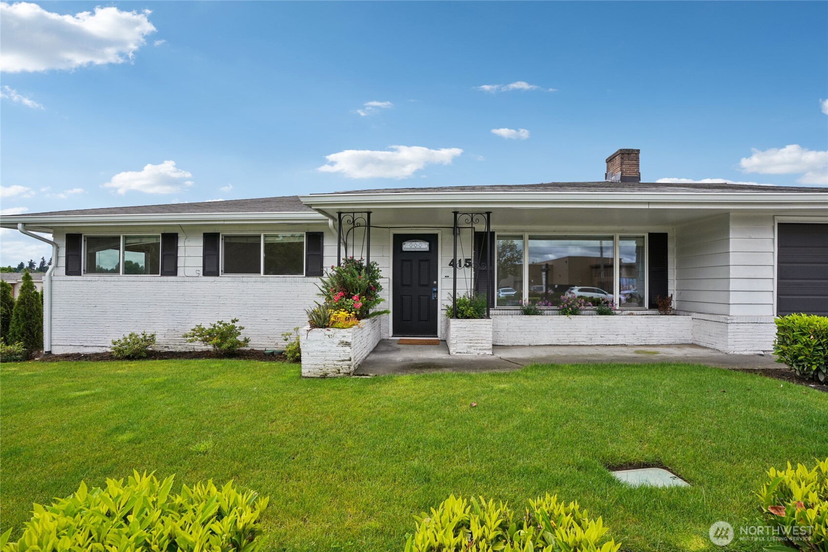 415 Ne 99th Street Property Photo 1