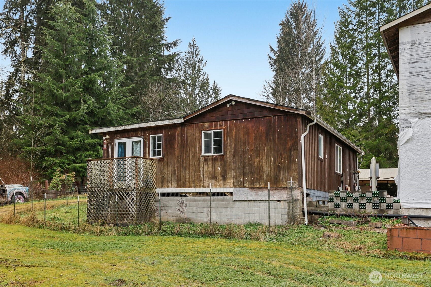 12712 Jordan Trails Road Property Photo 3