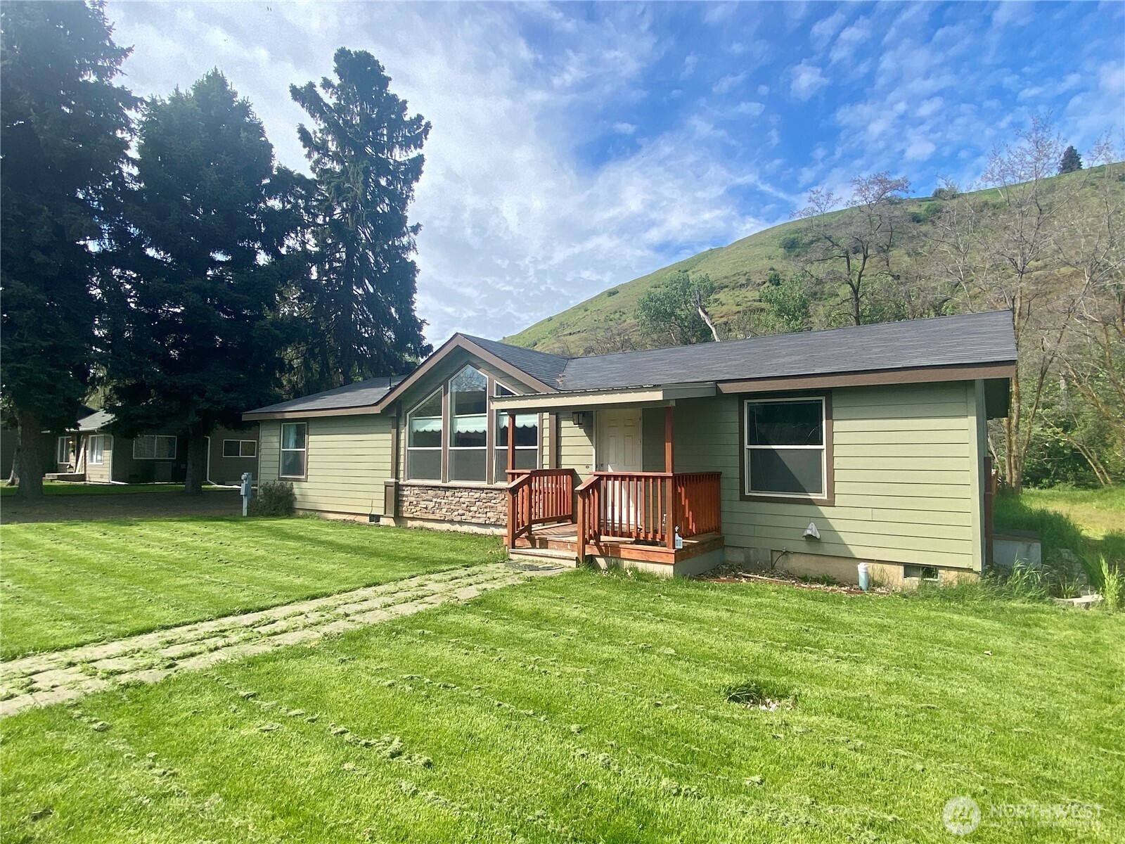 1408 S 2nd Street Property Photo
