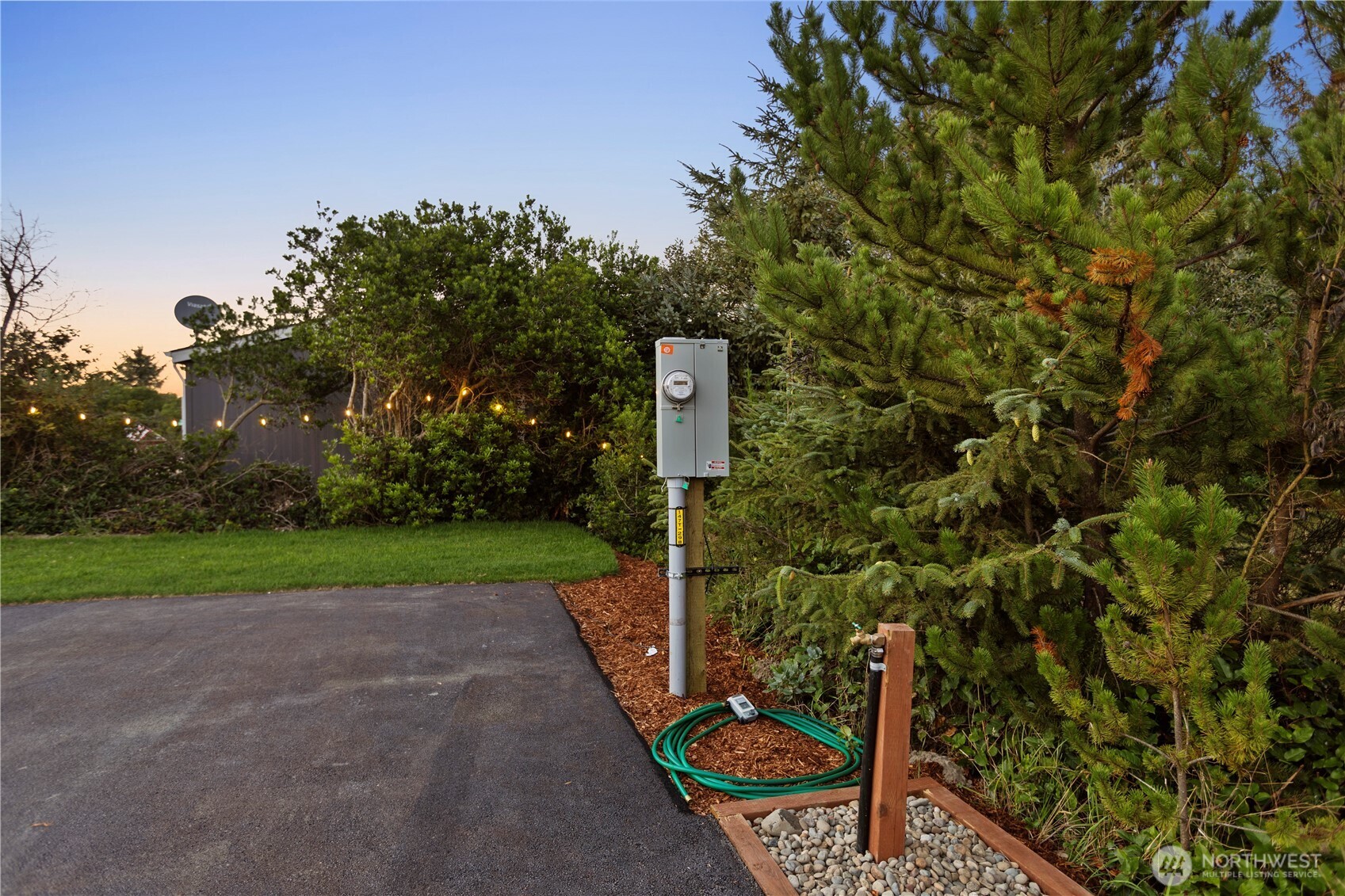 298 Seashore Street Property Photo 11