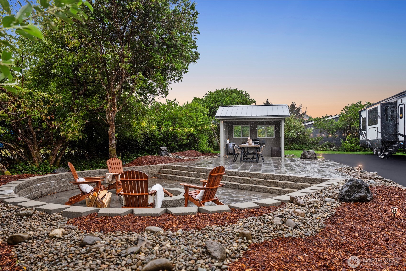 298 Seashore Street Property Photo 18