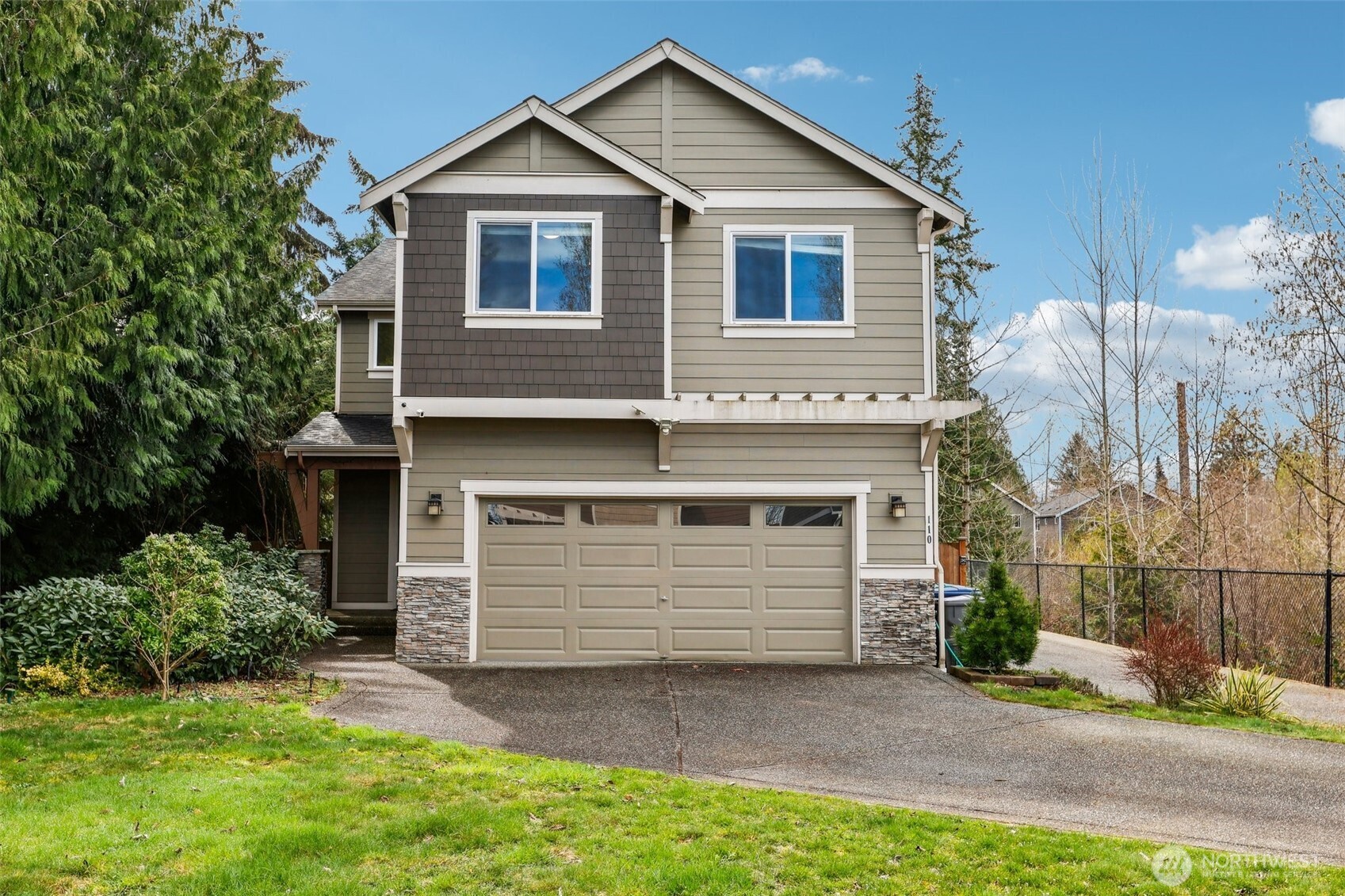 110 204th Place Property Photo