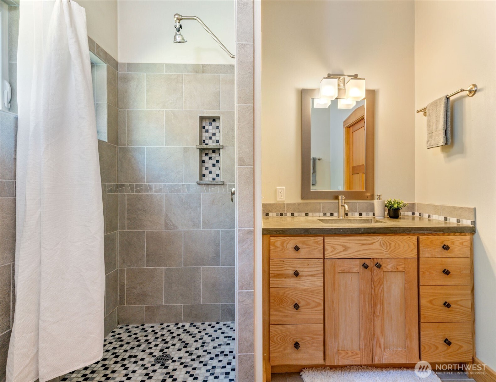 62 Stillpoint Lane Property Photo 18