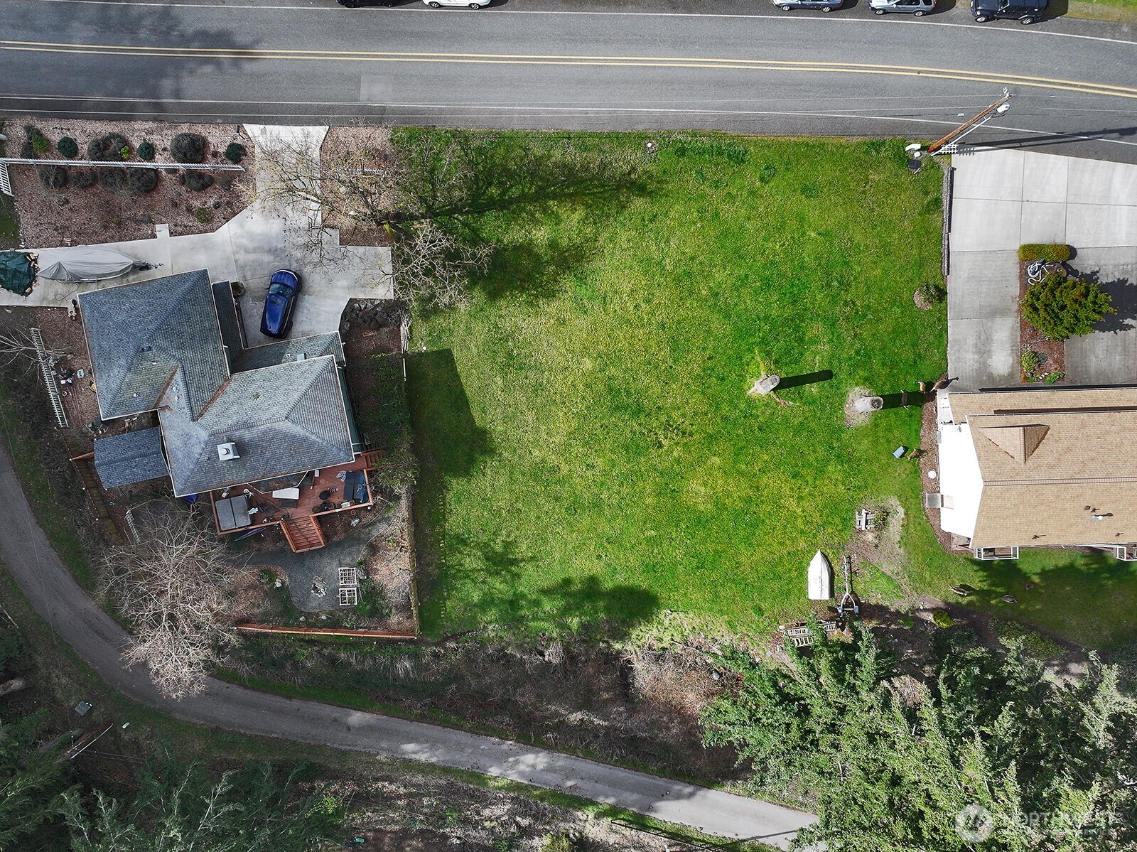 4981 Harbor Hills Drive Property Photo 12
