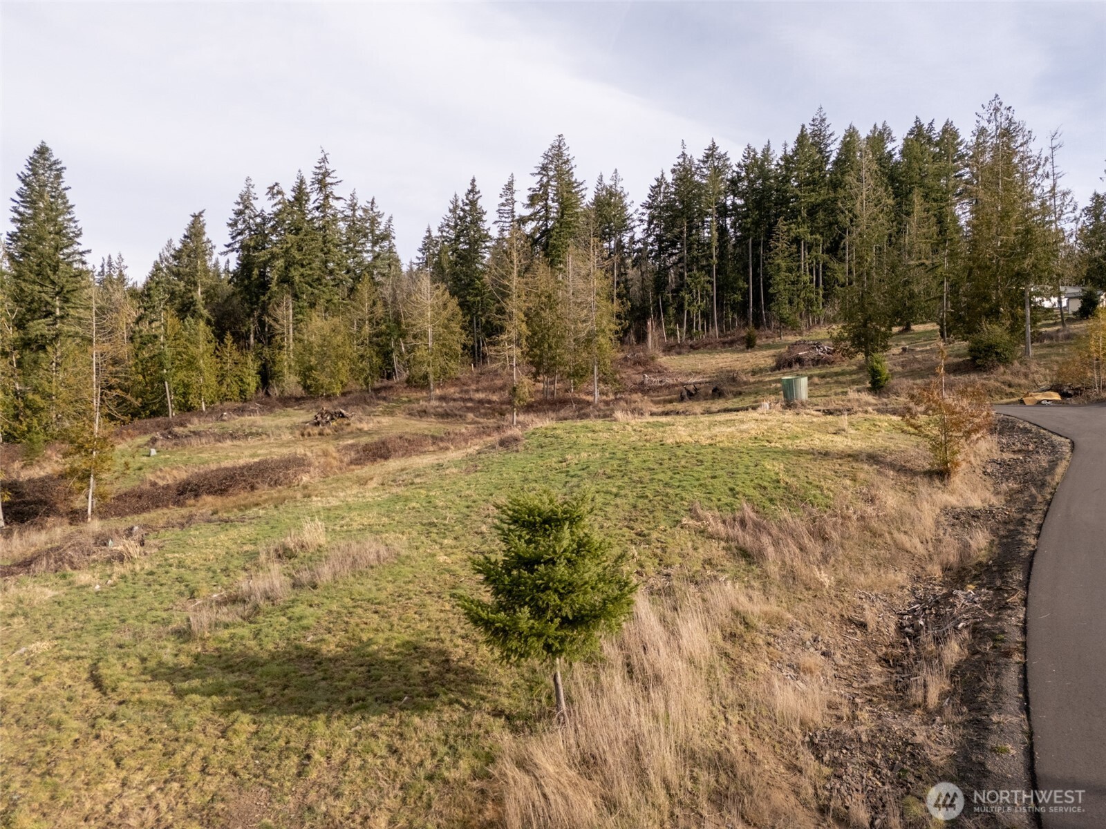 426 Rose Garden Lane Property Photo 2