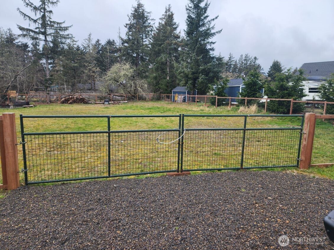 715 Mt Olympus Avenue Property Photo 6