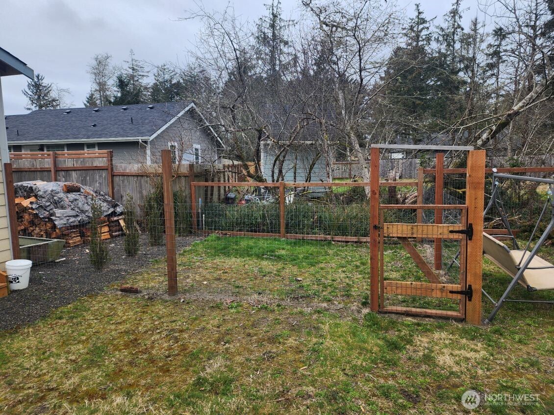 715 Mt Olympus Avenue Property Photo 11