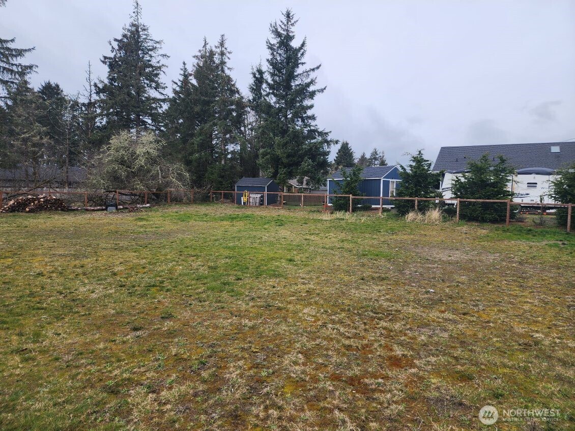 715 Mt Olympus Avenue Property Photo 13