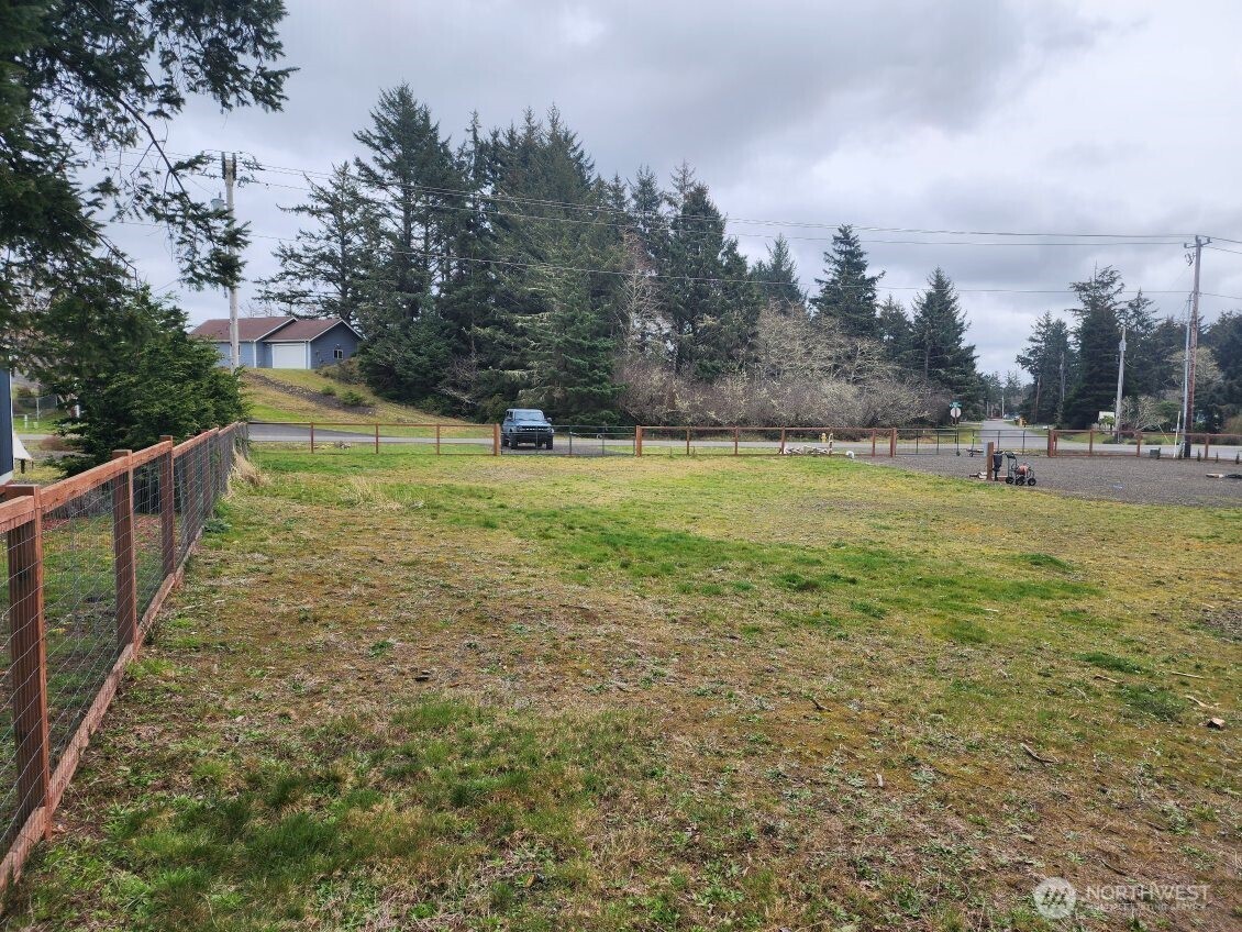 715 Mt Olympus Avenue Property Photo 27