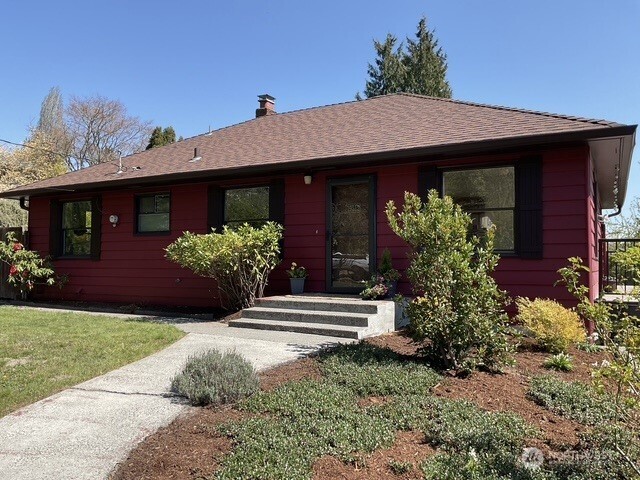 19512 53rd Avenue Property Photo 1