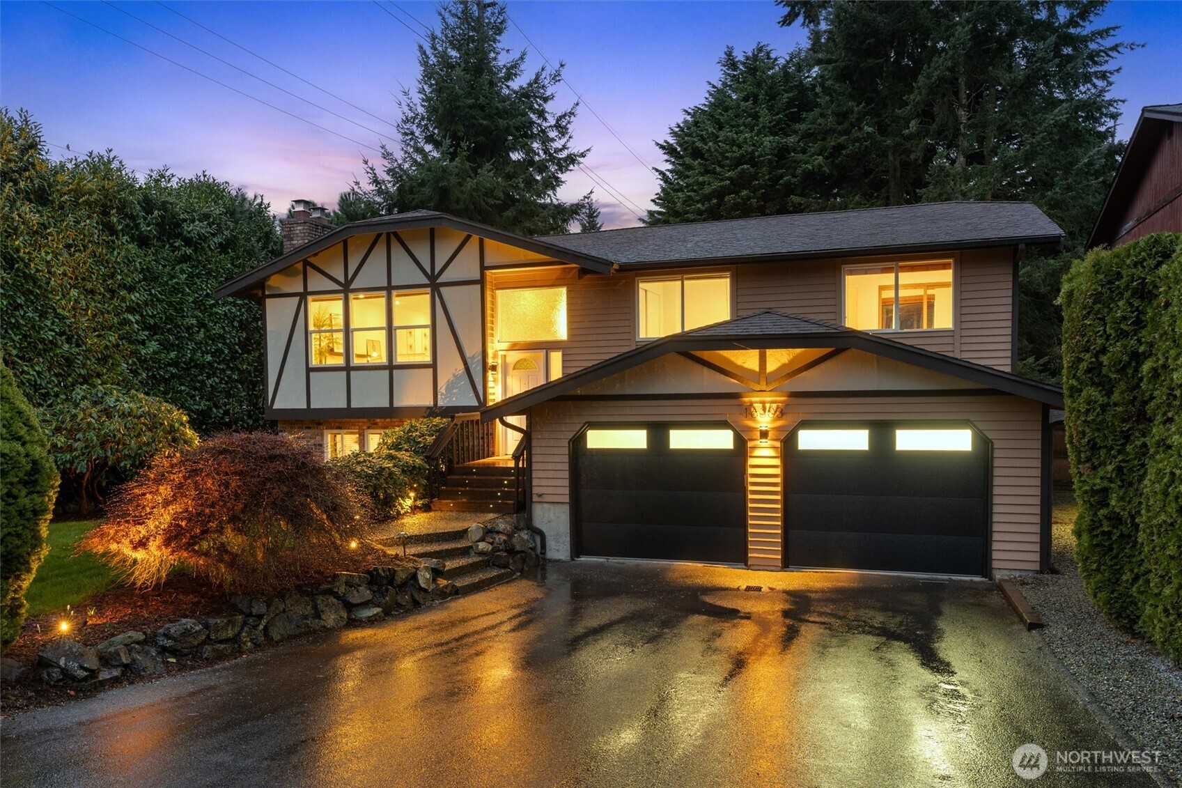 16303 Burke Avenue Property Photo 1