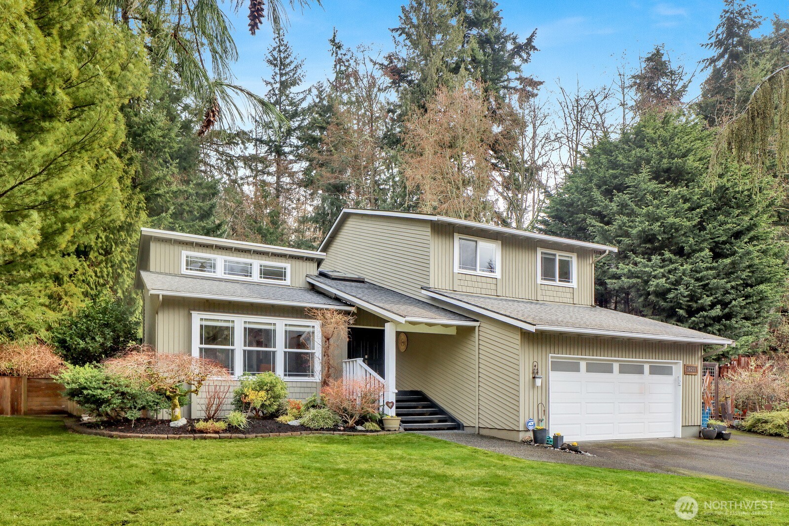 18211 76th Avenue Property Photo