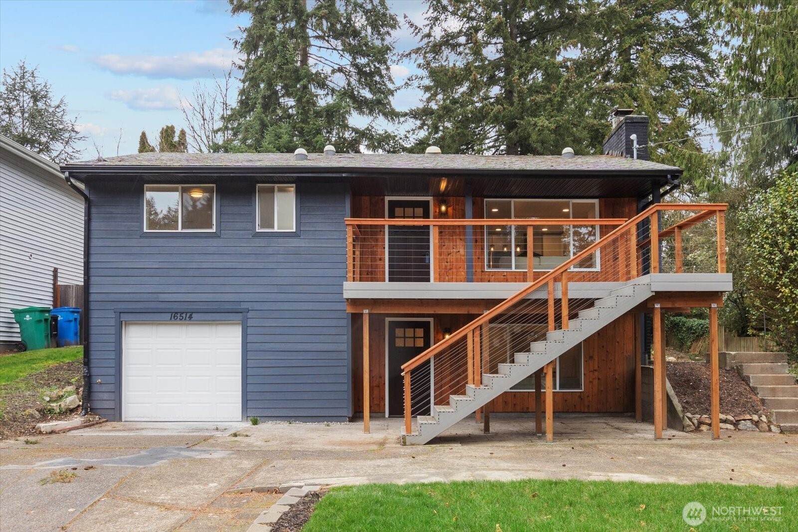 16514 Wallingford Avenue Property Photo