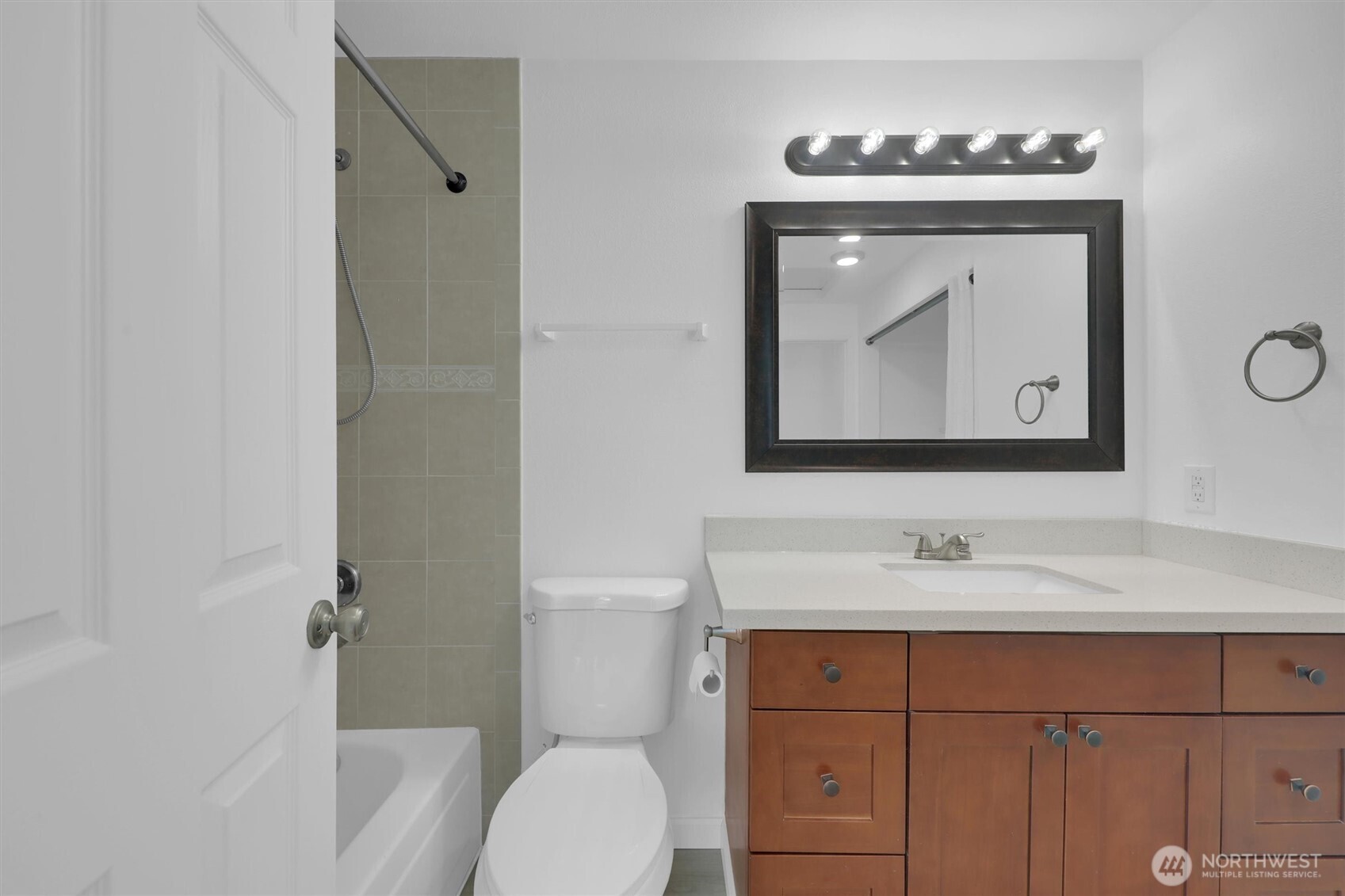 975 Aberdeen Avenue F407 Property Photo 17