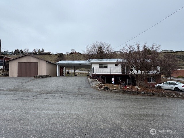 1197 3rd Avenue Property Photo