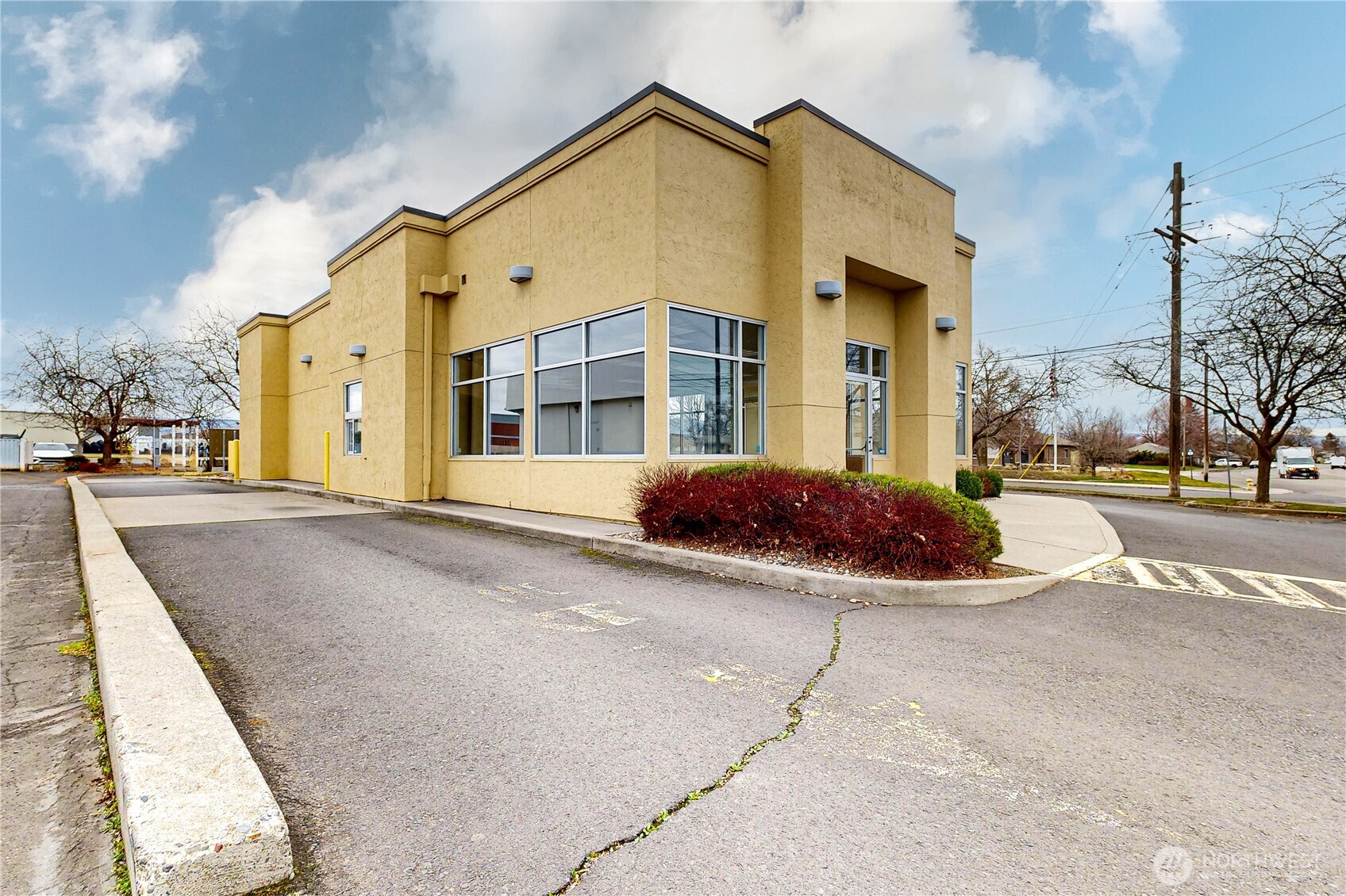 202 N Wilbur Avenue Property Photo