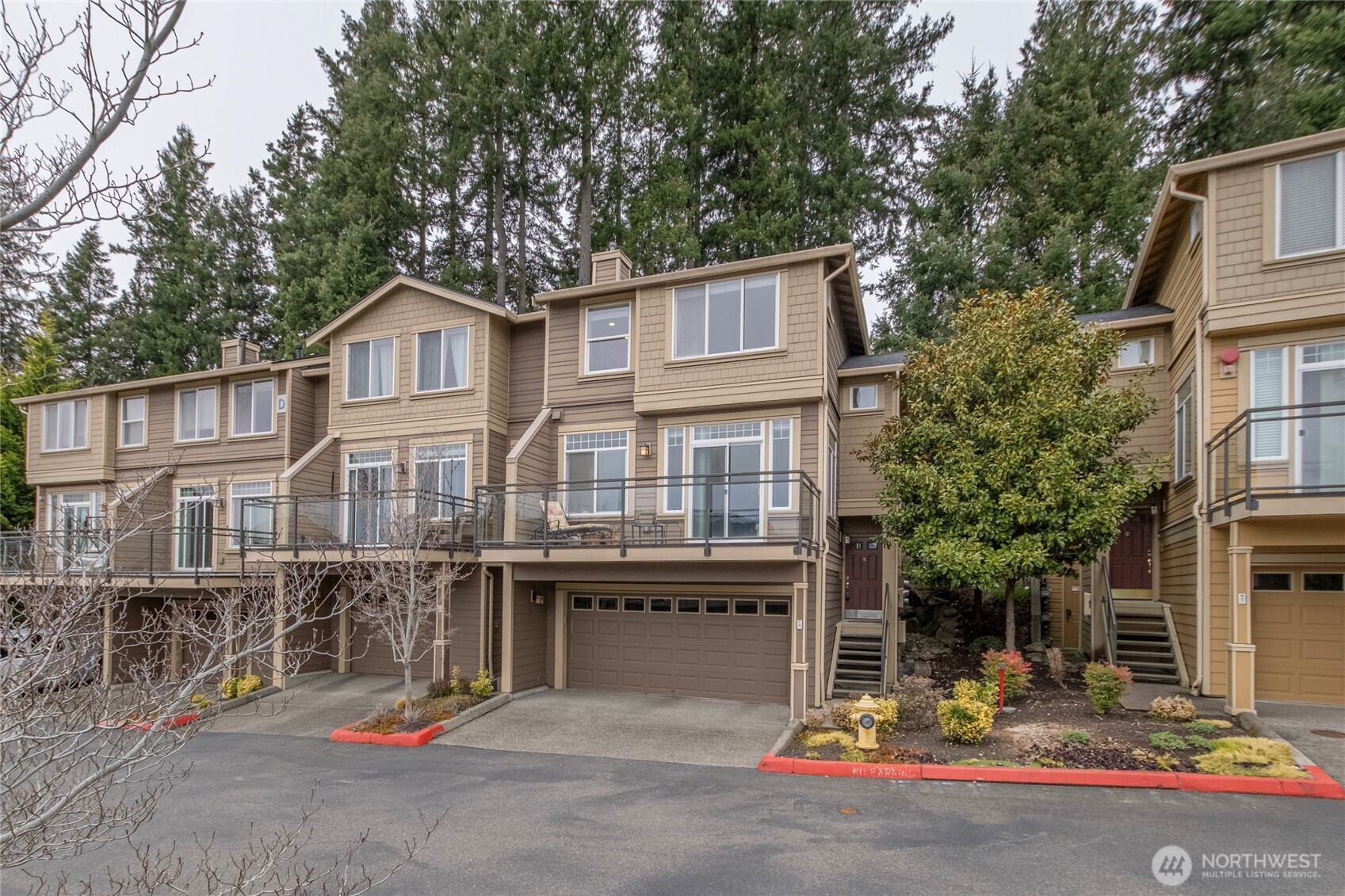 23300 Se Black Nugget Road D4 Property Photo