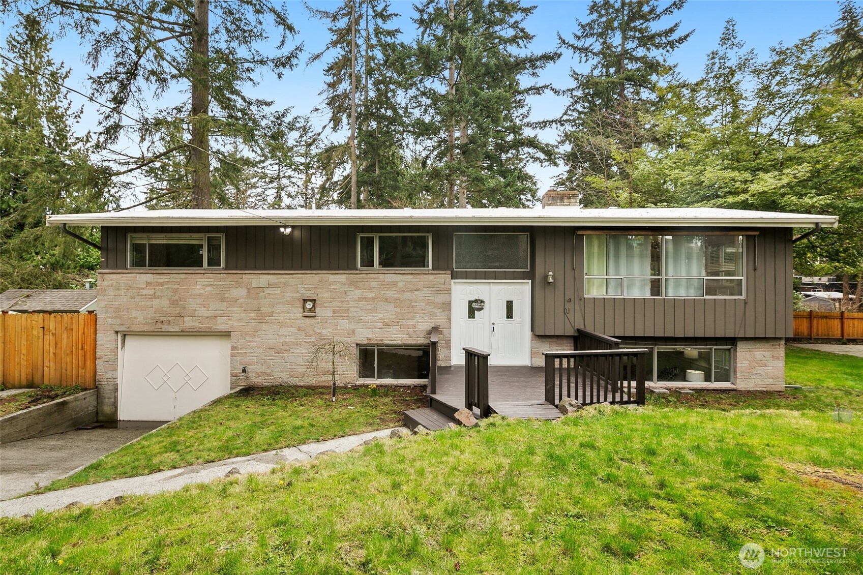 12704 8th Avenue Property Photo