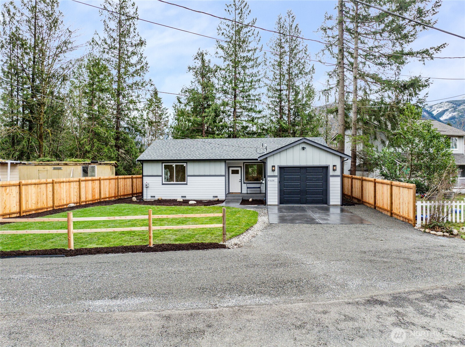 41628 Goldbar Boulevard Property Photo
