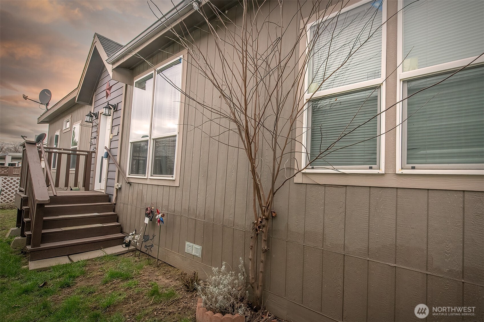 1320 Fort Lane Property Photo