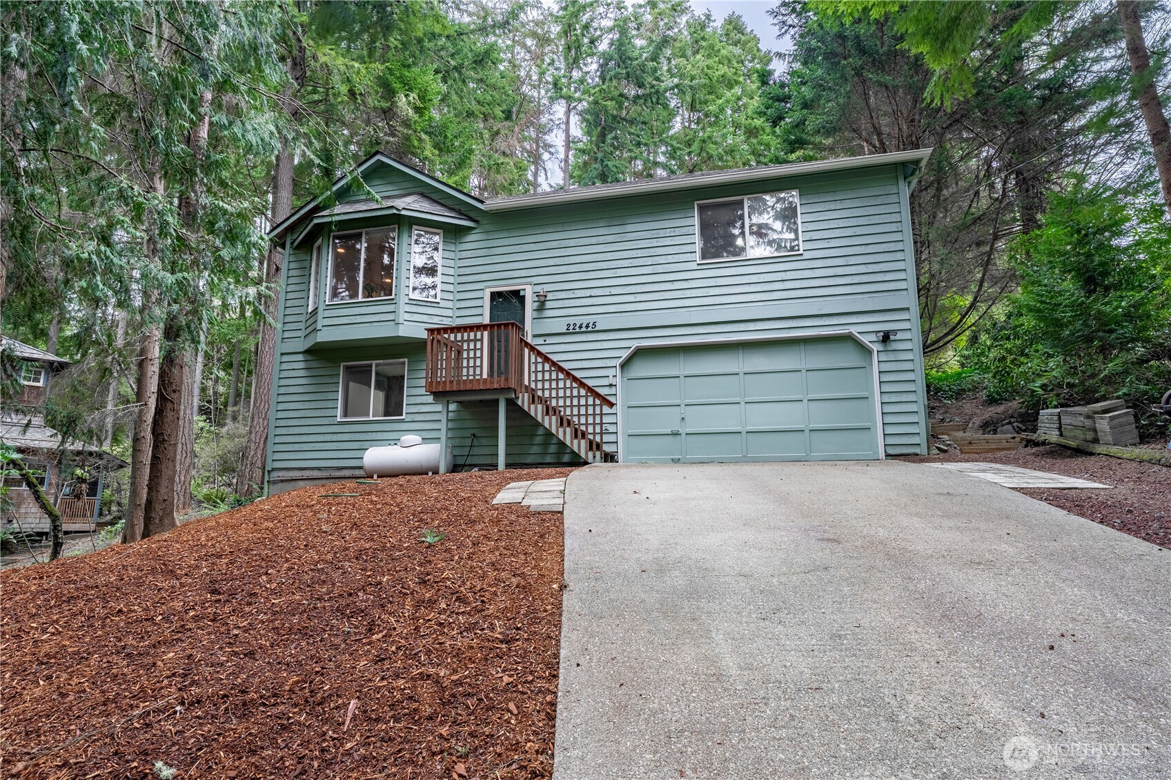 22445 Sunridge Way Property Photo