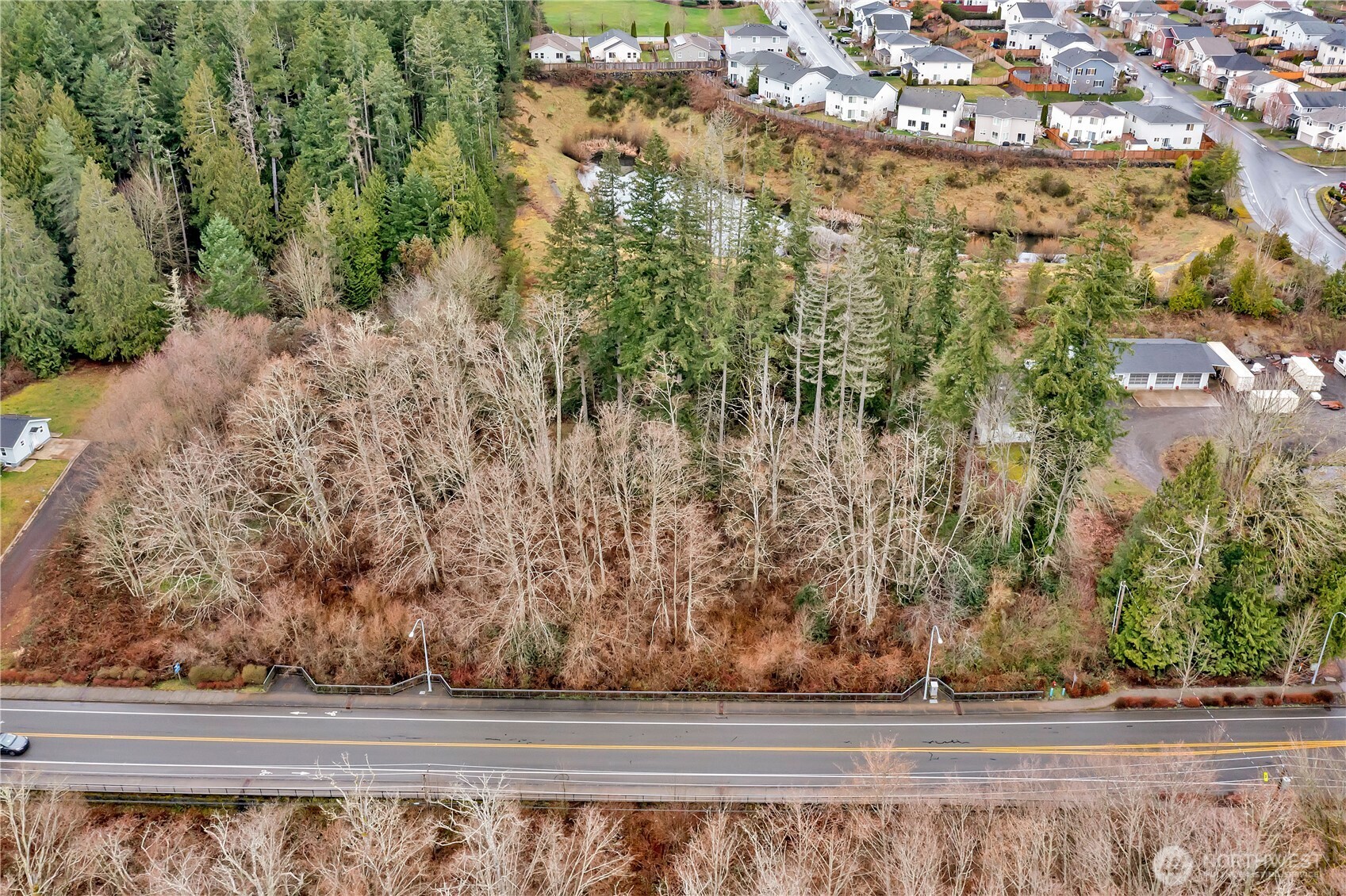 21133 Viking Avenue Property Photo 6