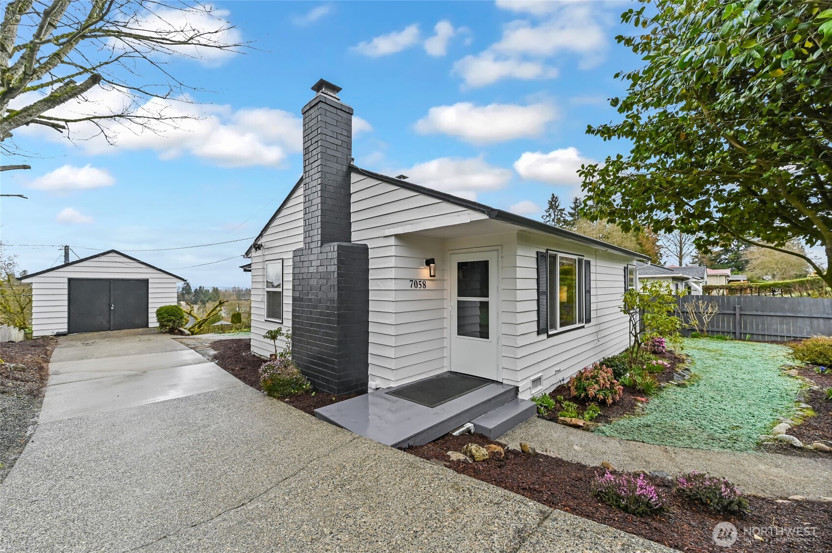 7058 S 127th Street Property Photo 1