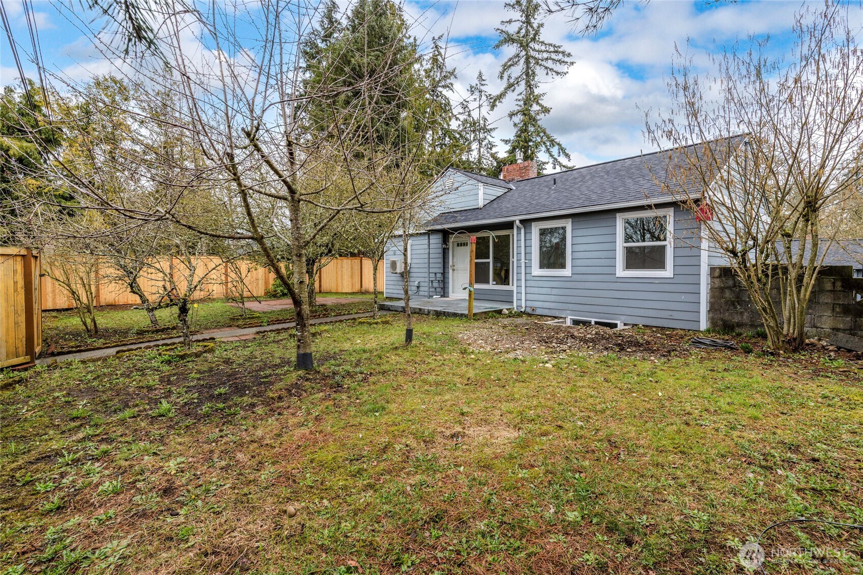 6419 Ardmore Drive Property Photo 3