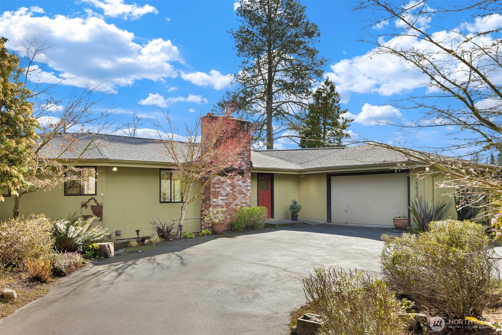 15630 94th Avenue Property Photo