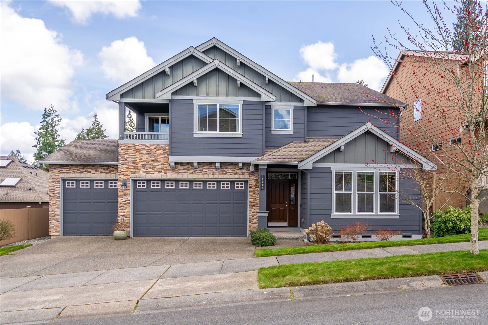 14209 3rd Avenue Property Photo