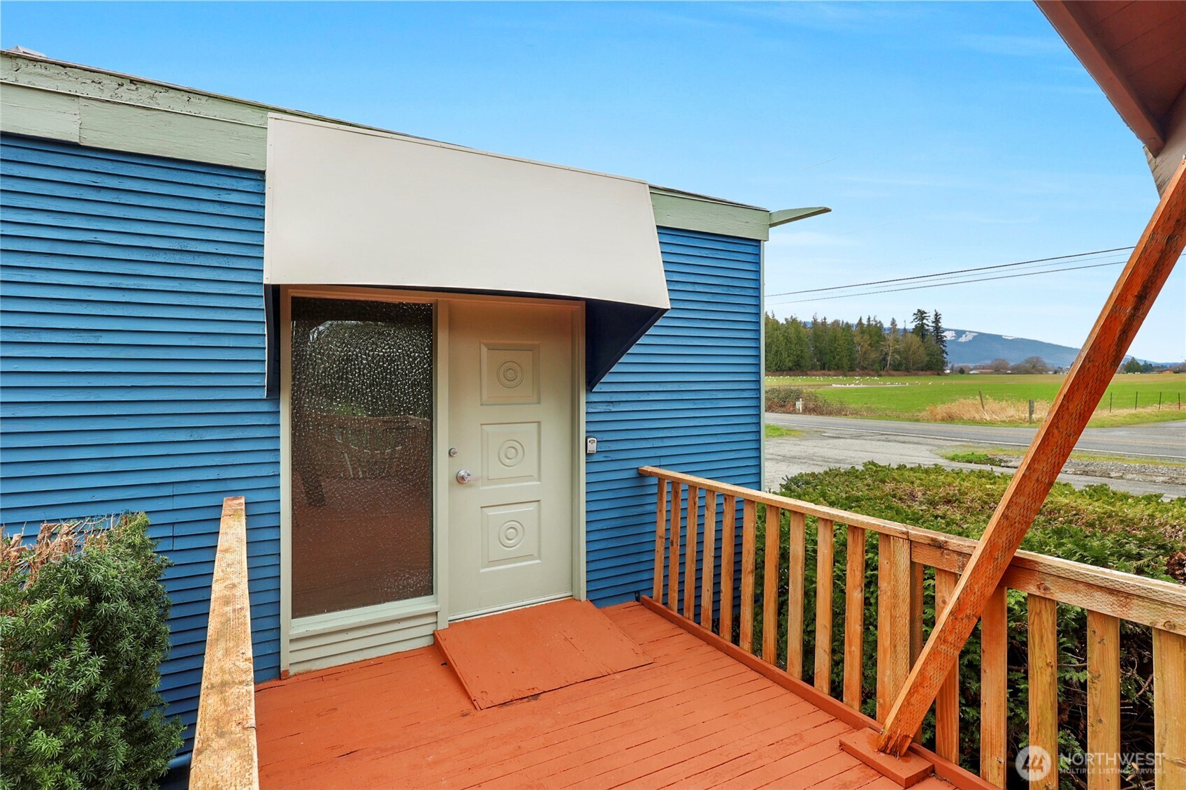 10212 Collins Road Property Photo 7
