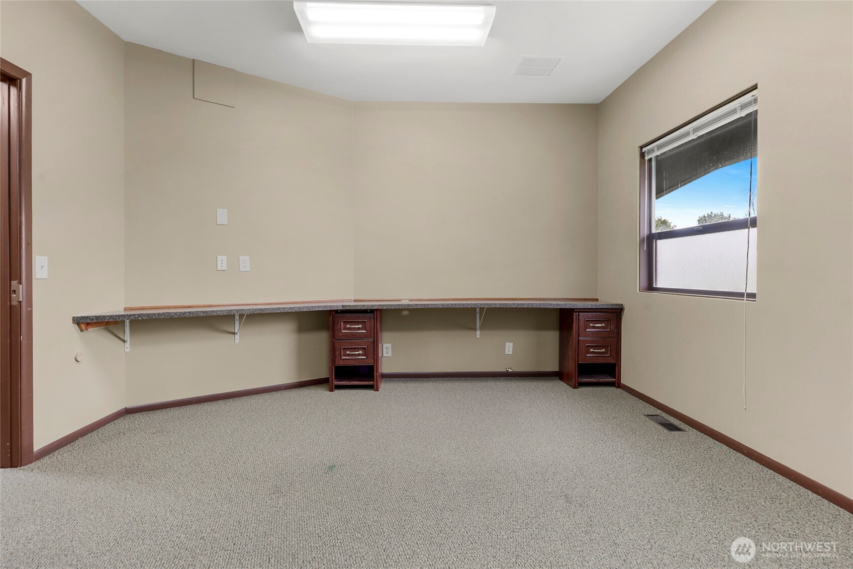 10212 Collins Road Property Photo 18