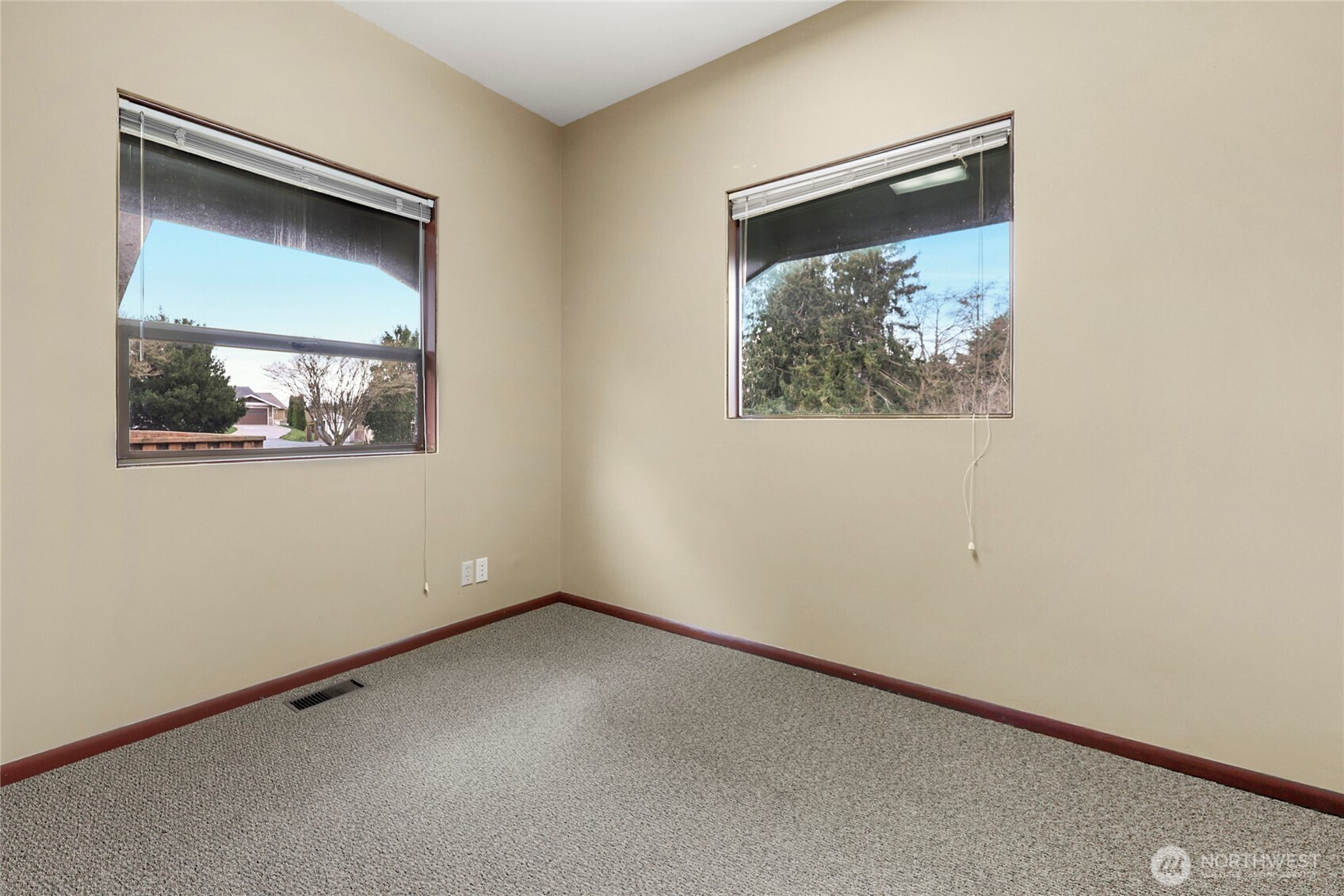 10212 Collins Road Property Photo 19