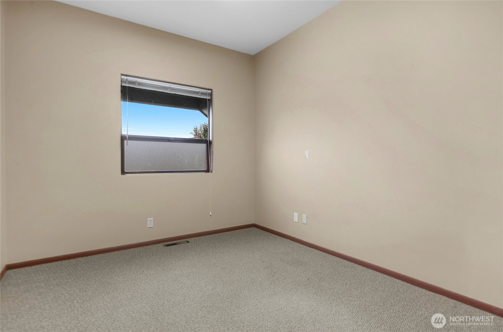10212 Collins Road Property Photo 21