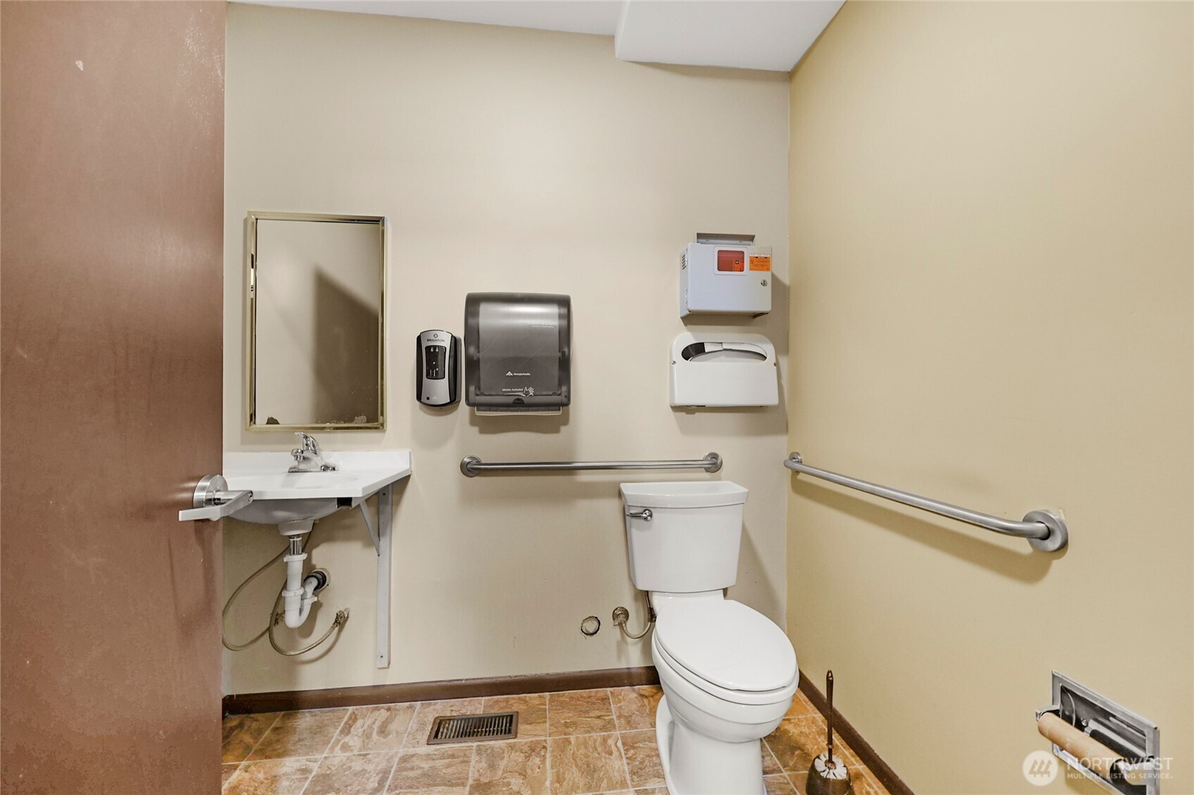 10212 Collins Road Property Photo 26