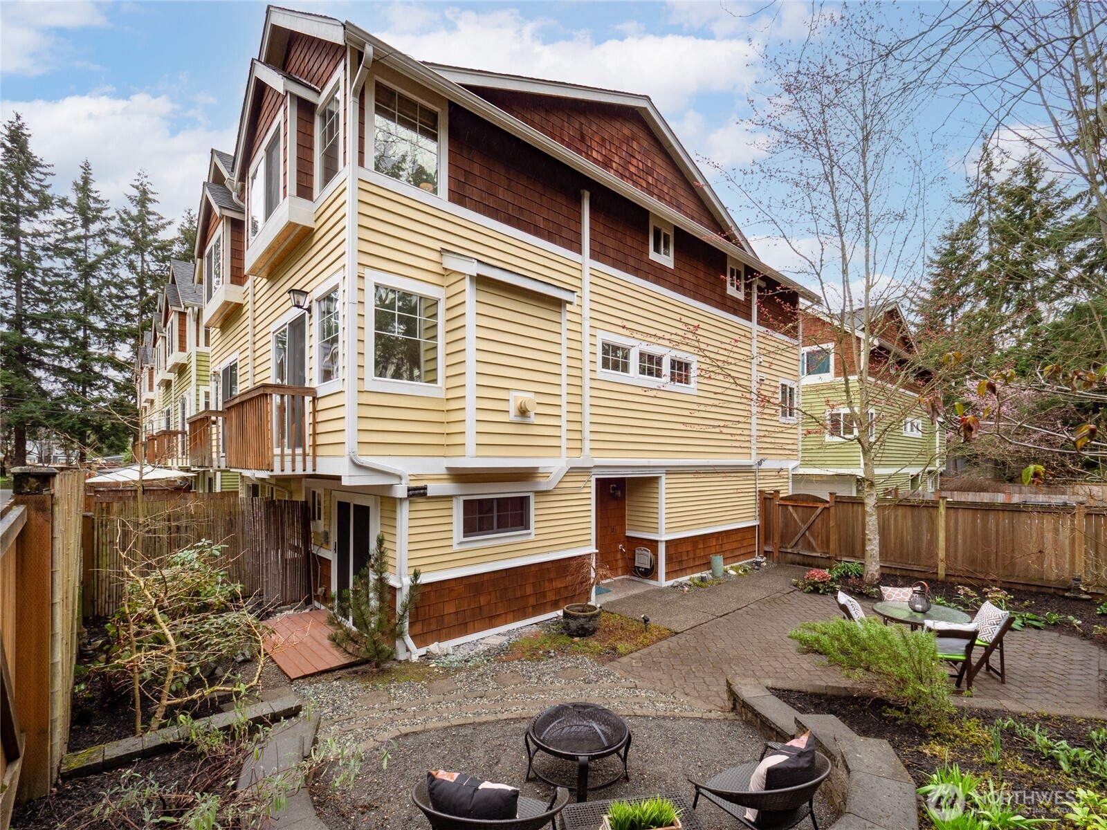 811 Nw 97th Street B Property Photo