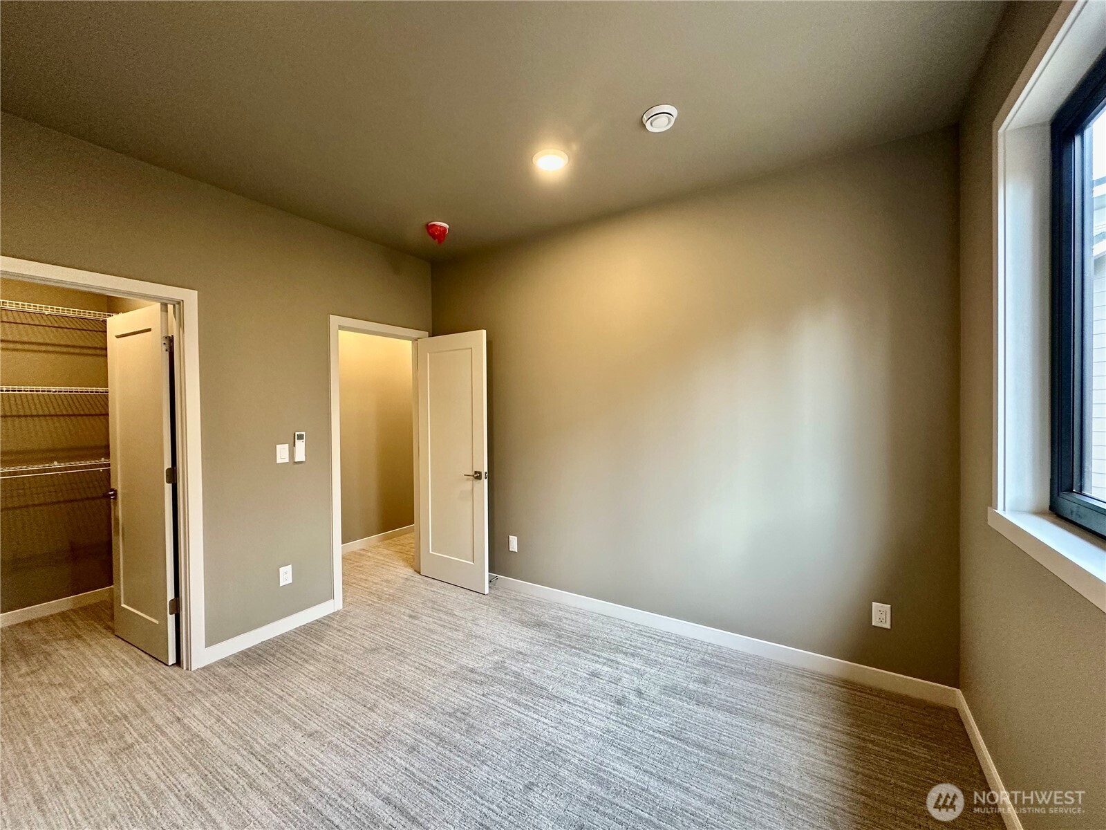 570 Creston Court Property Photo 17