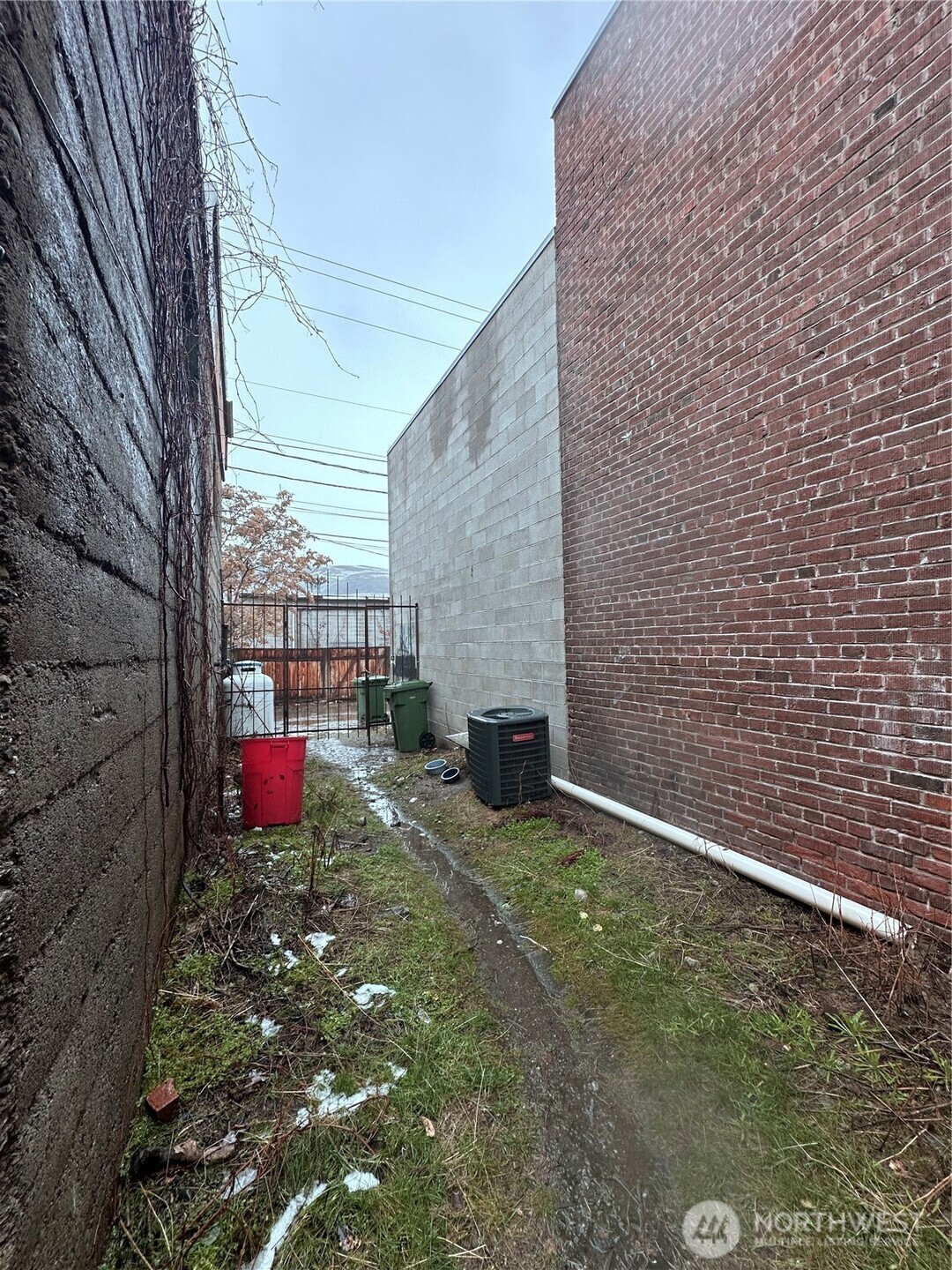 111 2nd Avenue Property Photo 34