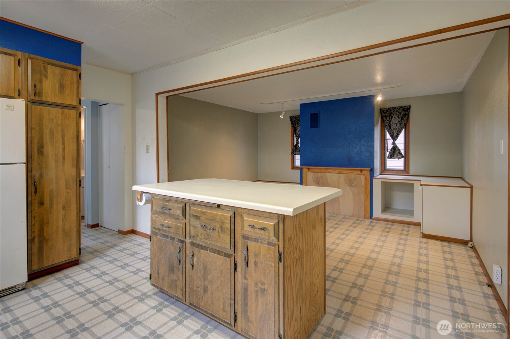 446 Eklund Avenue Property Photo 8