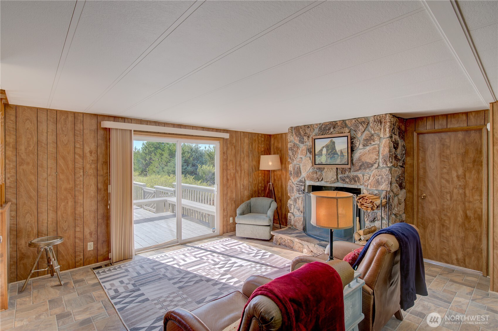 13925 N Street Property Photo 7