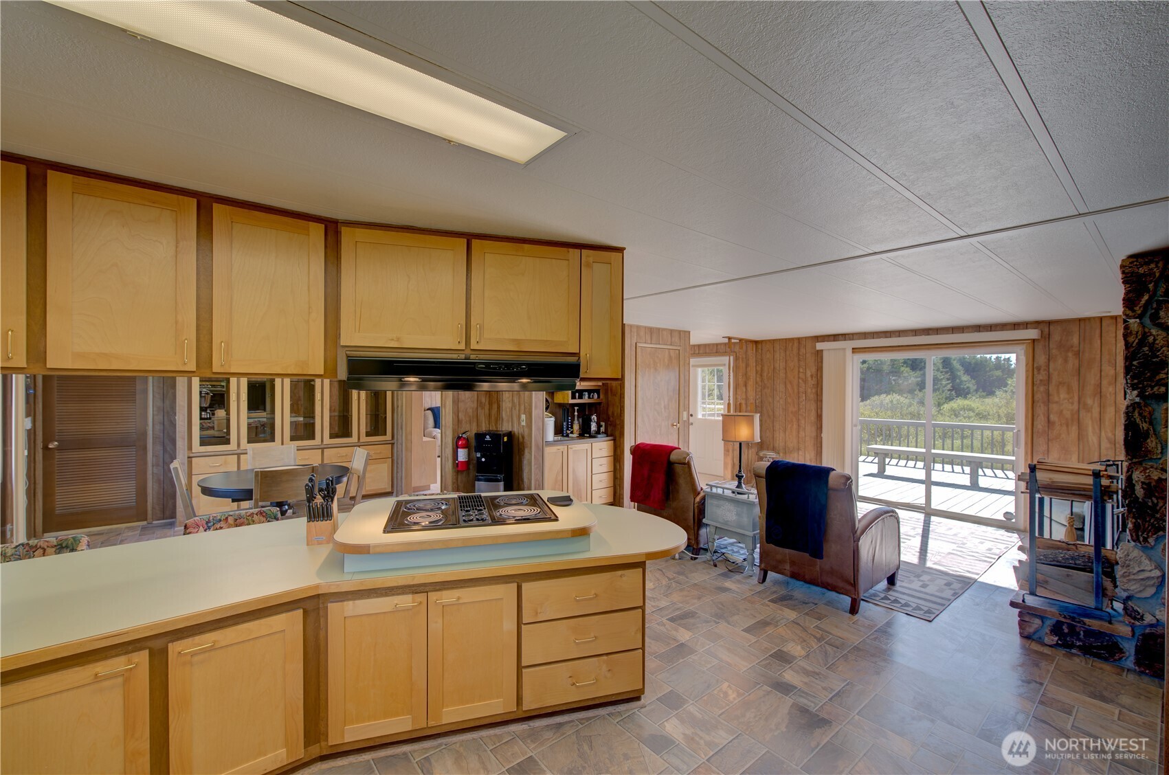 13925 N Street Property Photo 13