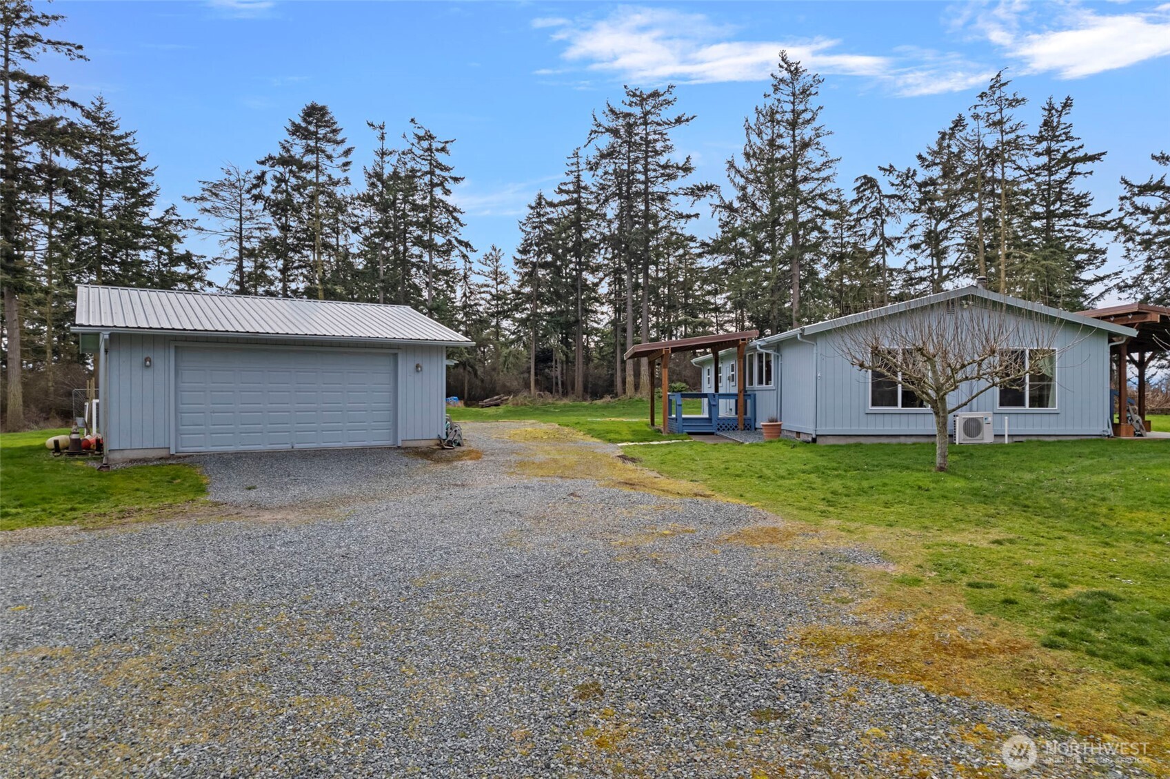 2481 Van Dam Road Property Photo